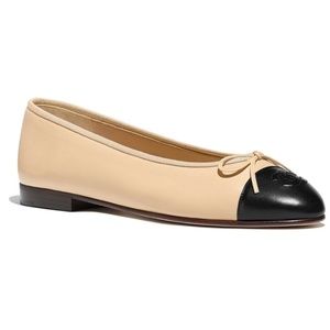 Chanel lambskin cc ballerina flats size 37